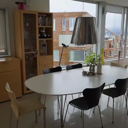 Nordlys Luxury Flat شقة *